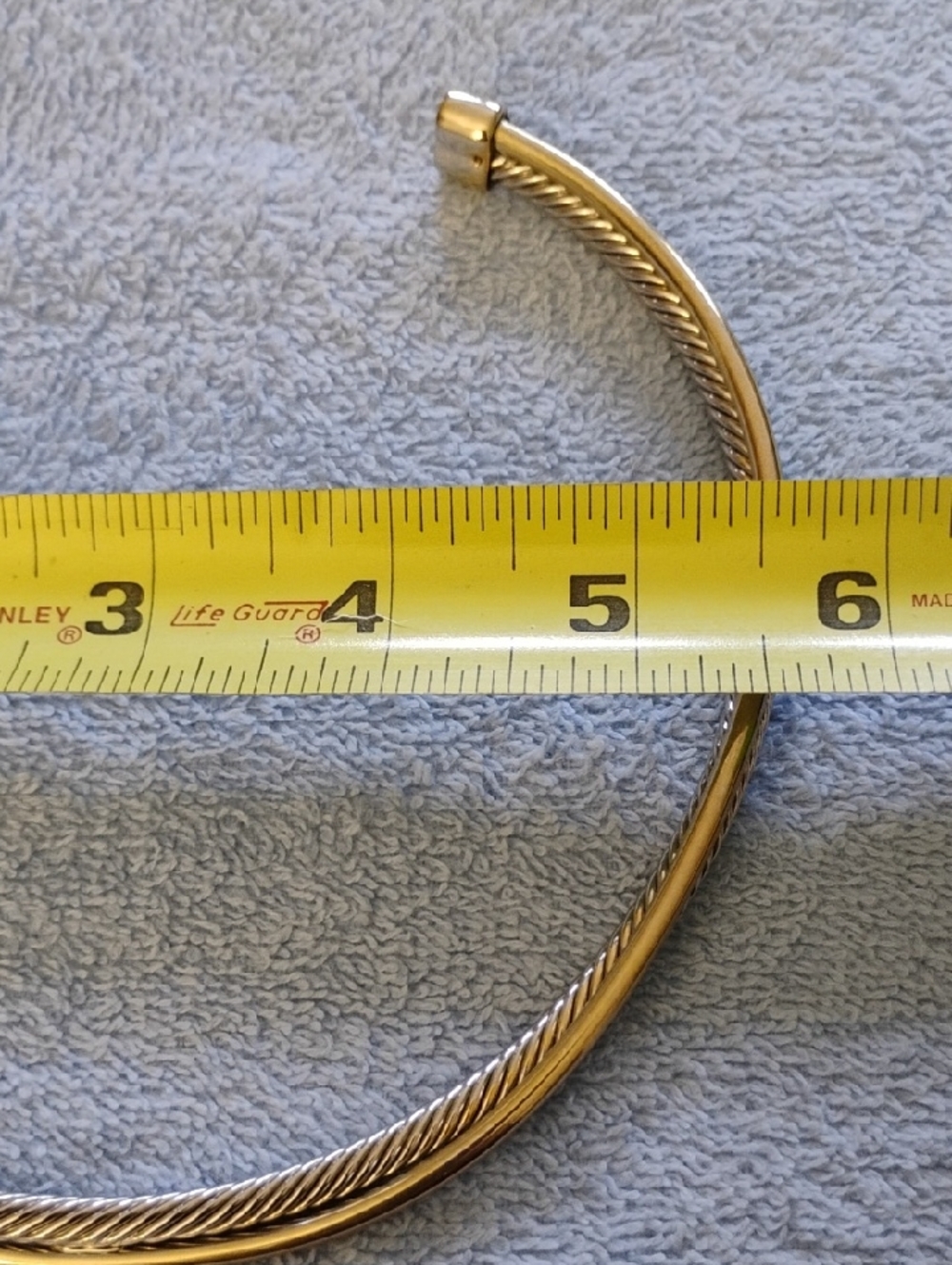 Choker - Picture 5 of 6